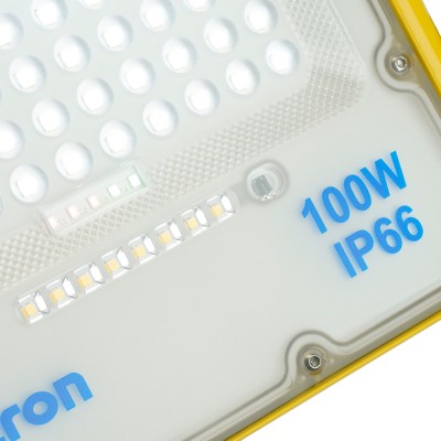 Светодиодный прожектор Feron LL-952 переносной с зарядным устройством IP66 100W 6400K артикул 48677