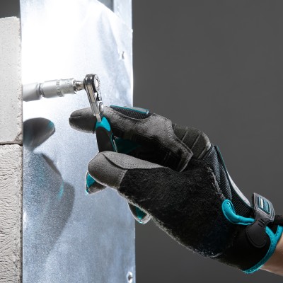 Набор бит и головок торцевых, 1/4, магнитный адаптер, сталь S2, пластиковый кейс, 26 предметов Gross Набор бит и головок торцевых, 1/4, магнитный адаптер, сталь S2, пластиковый кейс, 26 предметов Gross