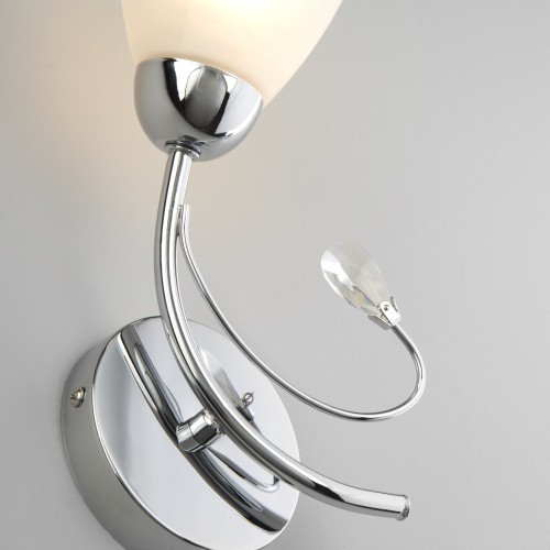 Настенный светильник со стеклянным плафоном 30169/1 хром Eurosvet