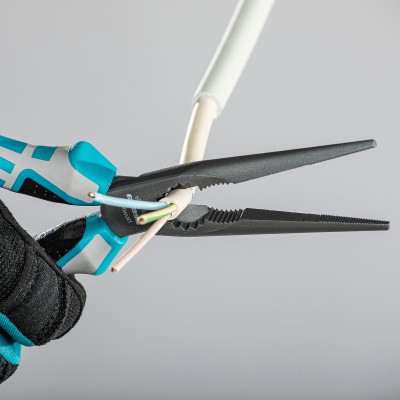 Длинногубцы прямые 205 мм, трехкомпонентные рукоятки Gross Длинногубцы прямые 205 мм, трехкомпонентные рукоятки Gross