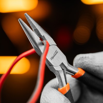 Длинногубцы прямые Mini, 130 мм, никелированные, авторазжим Sparta Длинногубцы прямые Mini, 130 мм, никелированные, авторазжим Sparta