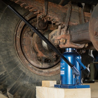 Домкрат гидравлический бутылочный, 50 т, h подъема 280-450 мм Stels Домкрат гидравлический бутылочный, 50 т, h подъема 280-450 мм Stels