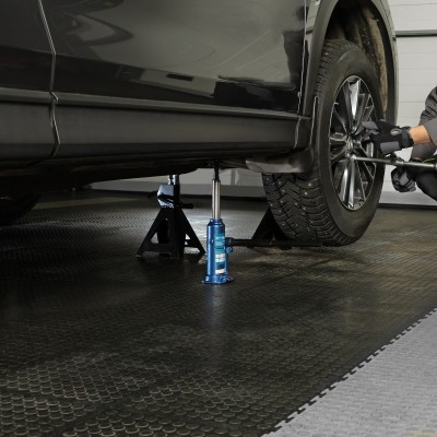 Домкрат гидравлический бутылочный, 2 т, h подъема 178-338 мм Stels Домкрат гидравлический бутылочный, 2 т, h подъема 178-338 мм Stels