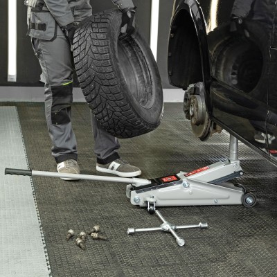 Домкрат гидравлический подкатной, 3 т, высота подъема 150-530 мм Matrix Домкрат гидравлический подкатной, 3 т, высота подъема 150-530 мм Matrix