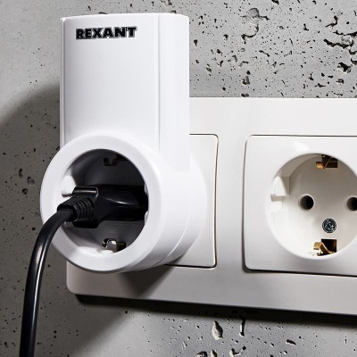 Радиоуправляемая розетка c пультом RX-001 (один пульт, одна розетка) 10А/30м REXANT Радиоуправляемая розетка c пультом RX-001 (один пульт, одна розетка) 10А/30м REXANT