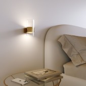 Настенный светодиодный светильник со стеклянным плафоном 40021/1 LED латунь/прозрачный