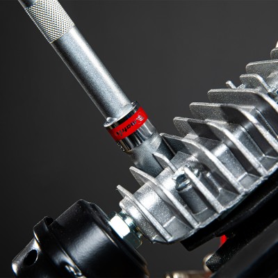 Головка торцевая, 15 мм, шестигранная, CrV, под квадрат 1/2, хромированная Matrix Головка торцевая, 15 мм, шестигранная, CrV, под квадрат 1/2, хромированная Matrix