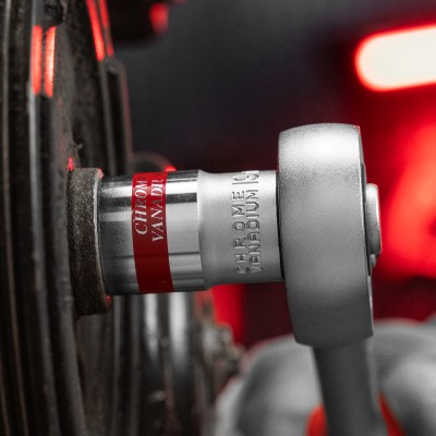 Головка торцевая, 19 мм, шестигранная, CrV, под квадрат 1/2, хромированная Matrix