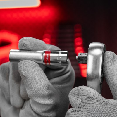 Набор удлиненных торцевых головок 3/8", 6 гранные, CrV, 8-19мм, 10 штук Matrix Набор удлиненных торцевых головок 3/8", 6 гранные, CrV, 8-19мм, 10 штук Matrix