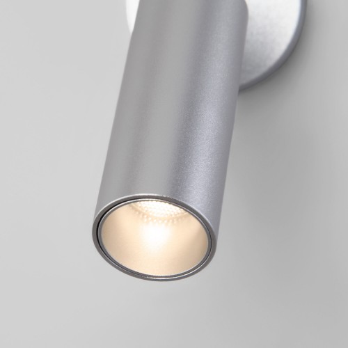 Настенный светодиодный светильник в стиле минимализм 20133/1 LED черный Eurosvet