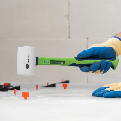 Киянка резиновая, 450 г, белая резина, фибергласовая рукоятка Сибртех