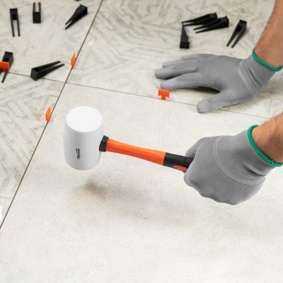 Киянка резиновая, 450 г, белая резина, фибергласовая рукоятка Sparta