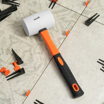 Киянка резиновая, 680 г, белая резина, фибергласовая рукоятка Sparta