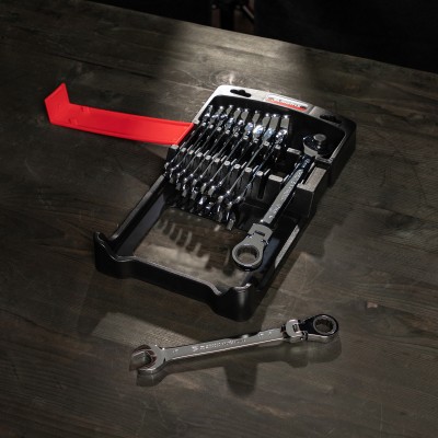 Набор ключей комбинированных, трещоточных шарнирных 11 шт. Matrix Набор ключей комбинированных, трещоточных шарнирных 11 шт. Matrix