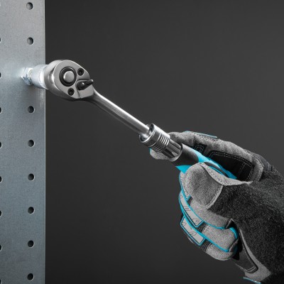 Ключ-трещотка телескопический 1/4", 150-200 мм, CrV, 72 зуба, с быстрым сбросом, хром Gross Ключ-трещотка телескопический 1/4", 150-200 мм, CrV, 72 зуба, с быстрым сбросом, хром Gross