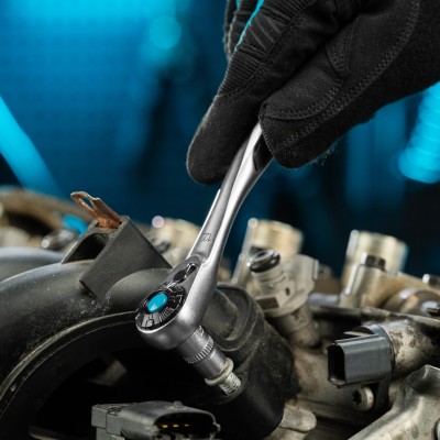 Ключ-трещотка 1/4", CrV, 120 зубьев, с быстрым сбросом, цельнометаллический, хром Gross Ключ-трещотка 1/4", CrV, 120 зубьев, с быстрым сбросом, цельнометаллический, хром Gross