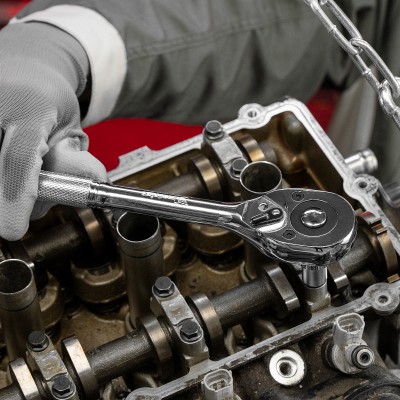 Ключ-трещотка 1/2", CrV, 45 зубьев, с быстрым сбросом, цельнометаллический, хром Matrix