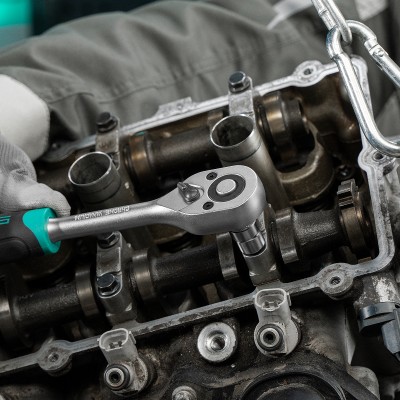 Ключ-трещотка 3/8", CrV, 72 зуба, с быстрым сбросом, матовый хром Stels