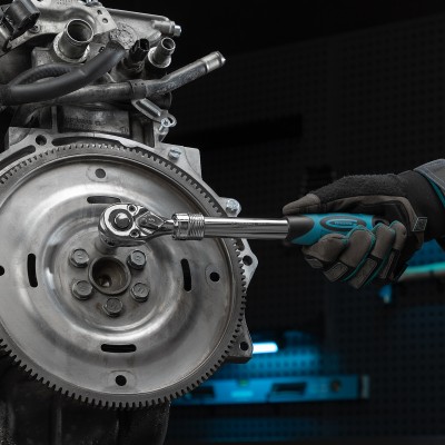 Ключ-трещотка телескопический 1/2", 305-445 мм, CrV, 72 зуба, с быстрым сбросом, хром Gross Ключ-трещотка телескопический 1/2", 305-445 мм, CrV, 72 зуба, с быстрым сбросом, хром Gross