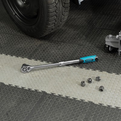 Ключ-трещотка телескопический 1/2", 305-445 мм, CrV, 72 зуба, с быстрым сбросом, хром Gross Ключ-трещотка телескопический 1/2", 305-445 мм, CrV, 72 зуба, с быстрым сбросом, хром Gross