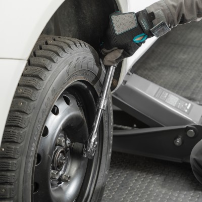 Ключ-трещотка телескопический 1/2", 305-445 мм, CrV, 72 зуба, с быстрым сбросом, хром Gross Ключ-трещотка телескопический 1/2", 305-445 мм, CrV, 72 зуба, с быстрым сбросом, хром Gross