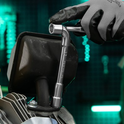 Ключ угловой проходной 12 мм Stels