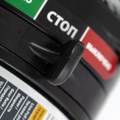 Лебедка автомобильная электрическая LB-4000, 4.5 т, 3.7 кВт, 12 В Denzel Лебедка автомобильная электрическая LB-4000, 4.5 т, 3.7 кВт, 12 В Denzel