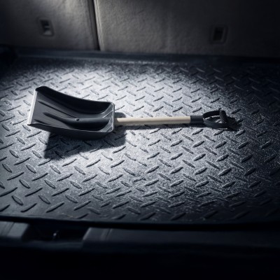 Лопата для уборки снега полипропиленовая, 275х365х870 мм, деревянный черенок, Sparta