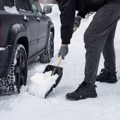 Лопата для уборки снега полипропиленовая, 275х365х870 мм, деревянный черенок, Sparta