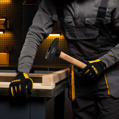 Молоток слесарный, 1000 г, кованый квадратный боек, буковая рукоятка Denzel Молоток слесарный, 1000 г, кованый квадратный боек, буковая рукоятка Denzel