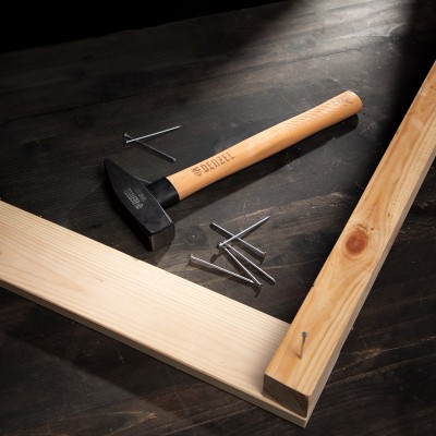 Молоток слесарный, 1000 г, кованый квадратный боек, буковая рукоятка Denzel Молоток слесарный, 1000 г, кованый квадратный боек, буковая рукоятка Denzel