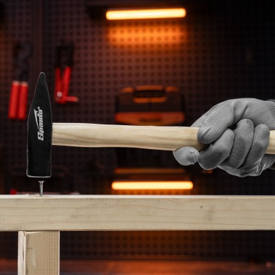 Молоток слесарный, 600 г, квадратный боек, деревянная рукоятка Sparta Молоток слесарный, 600 г, квадратный боек, деревянная рукоятка Sparta