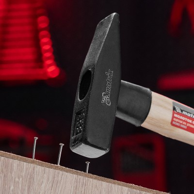 Молоток слесарный, 300 г, квадратный боек, деревянная рукоятка Matrix