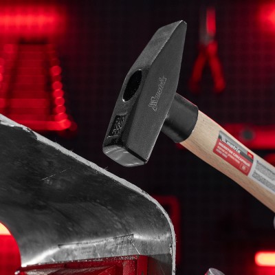 Молоток слесарный, 600 г, квадратный боек, деревянная рукоятка Matrix Молоток слесарный, 600 г, квадратный боек, деревянная рукоятка Matrix