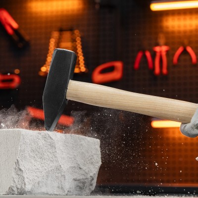 Молоток слесарный, 1000 г, квадратный боек, деревянная рукоятка Sparta Молоток слесарный, 1000 г, квадратный боек, деревянная рукоятка Sparta