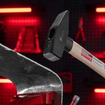 Молоток слесарный, 1000 г, квадратный боек, деревянная рукоятка Matrix Молоток слесарный, 1000 г, квадратный боек, деревянная рукоятка Matrix