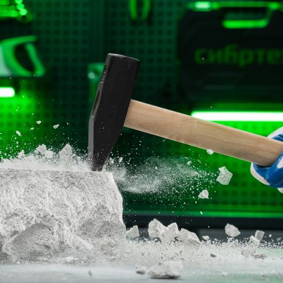 Молоток слесарный 1000 г, квадратный боек, деревянная рукоятка Сибртех