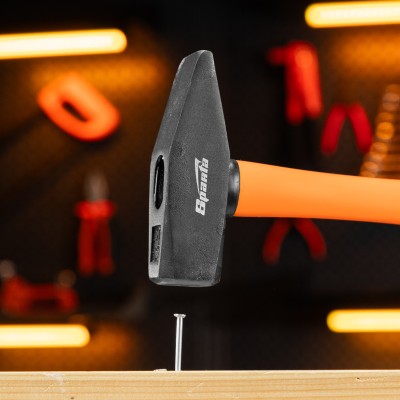 Молоток слесарный, 1000 г, фибергласовая обрезиненная рукоятка Sparta