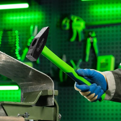 Молоток слесарный, 800 г, фибергласовая обрезиненная рукоятка Сибртех