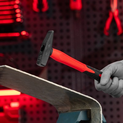 Молоток слесарный optimal, 300 г, фибергласовая обрезиненная рукоятка, квадратный боек Matrix