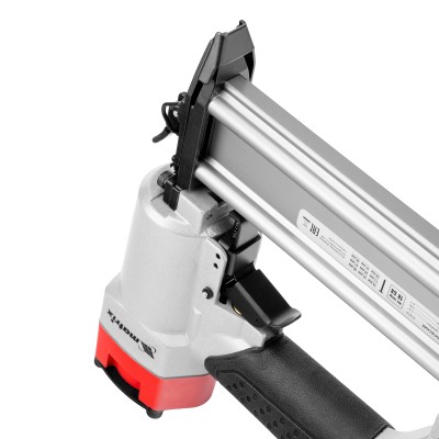 Нейлер пневматический для гвоздей от 10 до 50 мм Matrix Нейлер пневматический для гвоздей от 10 до 50 мм Matrix