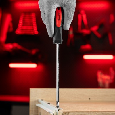 Отвертка комбинированная SL6/PH2 мм, CrV, антискользящая двухкомпонентная рукоятка Matrix Отвертка комбинированная SL6/PH2 мм, CrV, антискользящая двухкомпонентная рукоятка Matrix