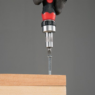 Отвертка реверсивная с набором бит и насадок торцевых, CrV, 1/4, 16 шт Matrix Отвертка реверсивная с набором бит и насадок торцевых, CrV, 1/4, 16 шт Matrix