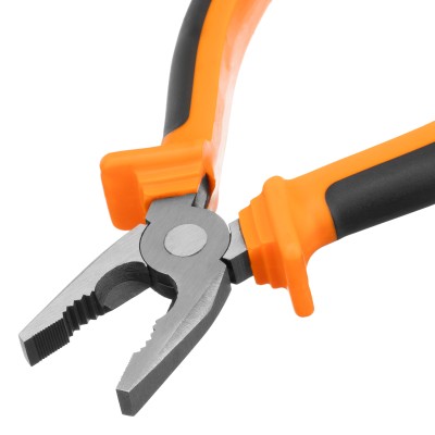 Плоскогубцы комбинированные Comfort, 180 мм, шлифованные, двухкомпонентные рукоятки Sparta Плоскогубцы комбинированные Comfort, 180 мм, шлифованные, двухкомпонентные рукоятки Sparta