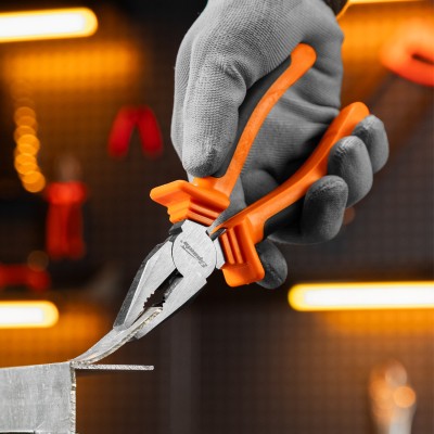 Плоскогубцы комбинированные Comfort, 180 мм, шлифованные, двухкомпонентные рукоятки Sparta Плоскогубцы комбинированные Comfort, 180 мм, шлифованные, двухкомпонентные рукоятки Sparta