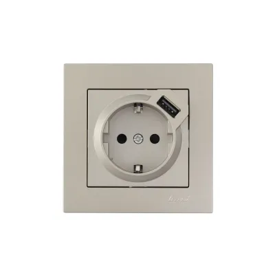 VESNA Розетка сз + USB разъём титан