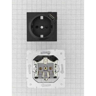 VESNA Розетка сз + USB разъём   черный