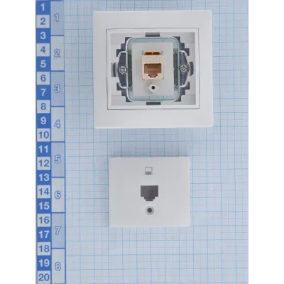 MIRA Розетка компьютерная RJ45Cat 5e     белый