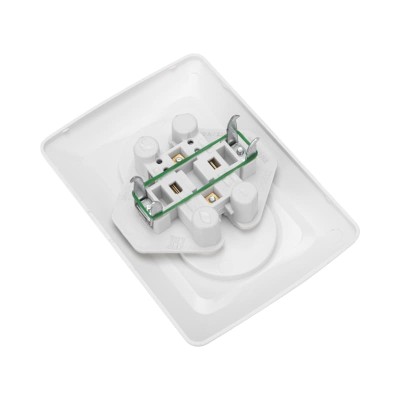 DEA Розетка 2-ая б/з с/у 10А Бел KRANZ DEA Розетка 2-ая б/з с/у 10А Бел KRANZ