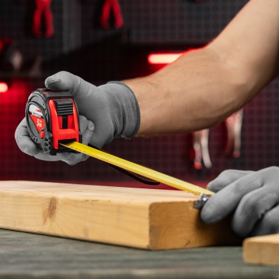 Рулетка Status Magnet 3 fixations,5 м х 25 мм,обрезиненный корпус,зацеп с магнитом Matrix